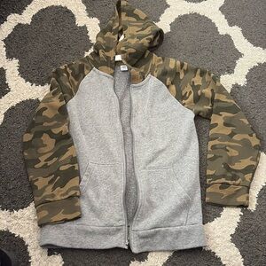 Boys zip up hoodie